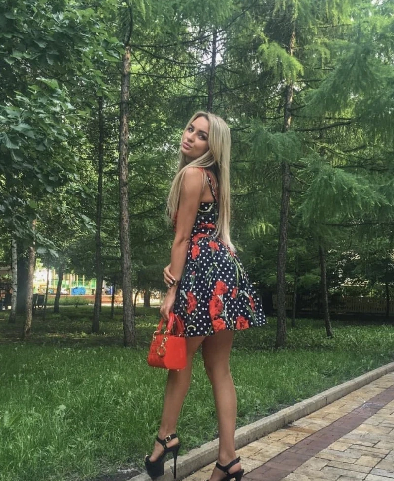 Елегантна красуня: фотогалерея чарівних знімків