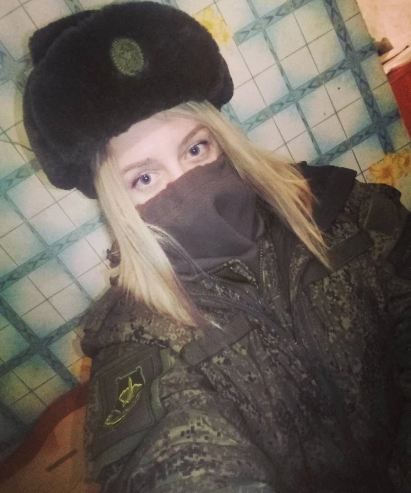 Елегантна краса: фотографії дівчини в стильному вбранні