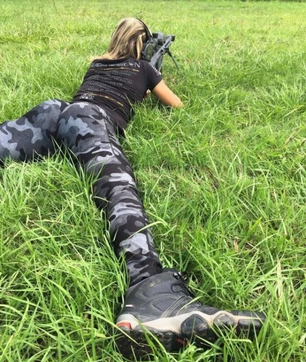 Елегантна краса: фотогалерея з чарівною дівчиною – фото 13