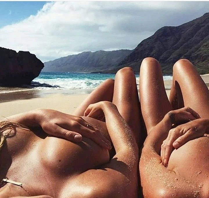 Елегантна краса: фотогалерея з чарівною дівчиною