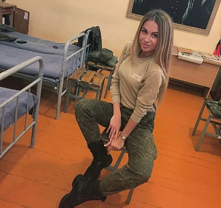 Зачарована краса: фотогалерея з вишуканою дівчиною – фото 42