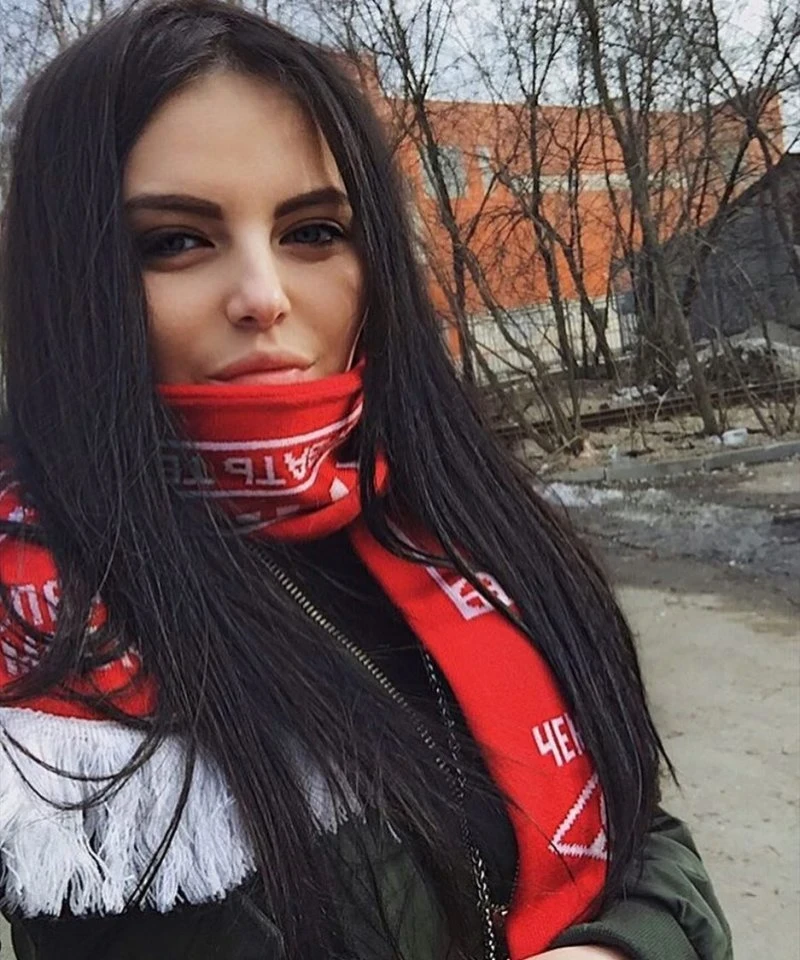 Елегантна красуня: фотогалерея з натяком на чарівність – фото 33
