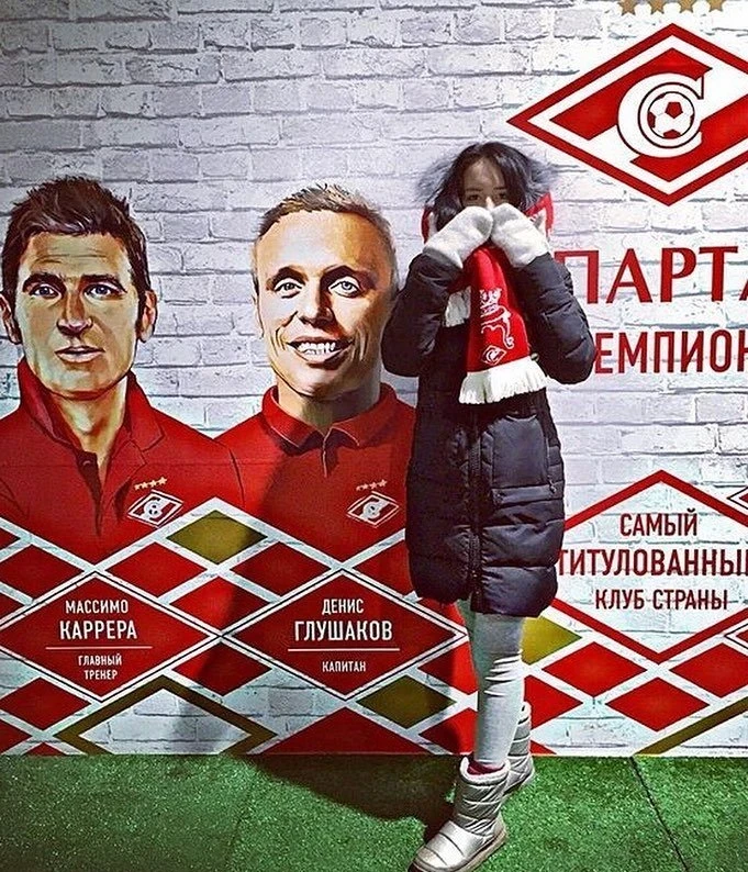 Елегантна красуня: фотогалерея з натяком на чарівність – фото 48